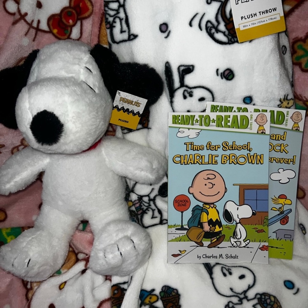 Peanuts Snoopy Plush and Charlie Brown Books Set